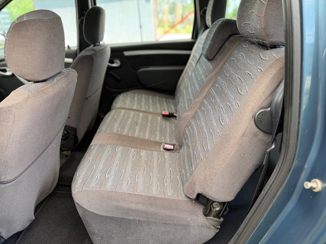 Dacia Logan MCV 1.4 5 posti