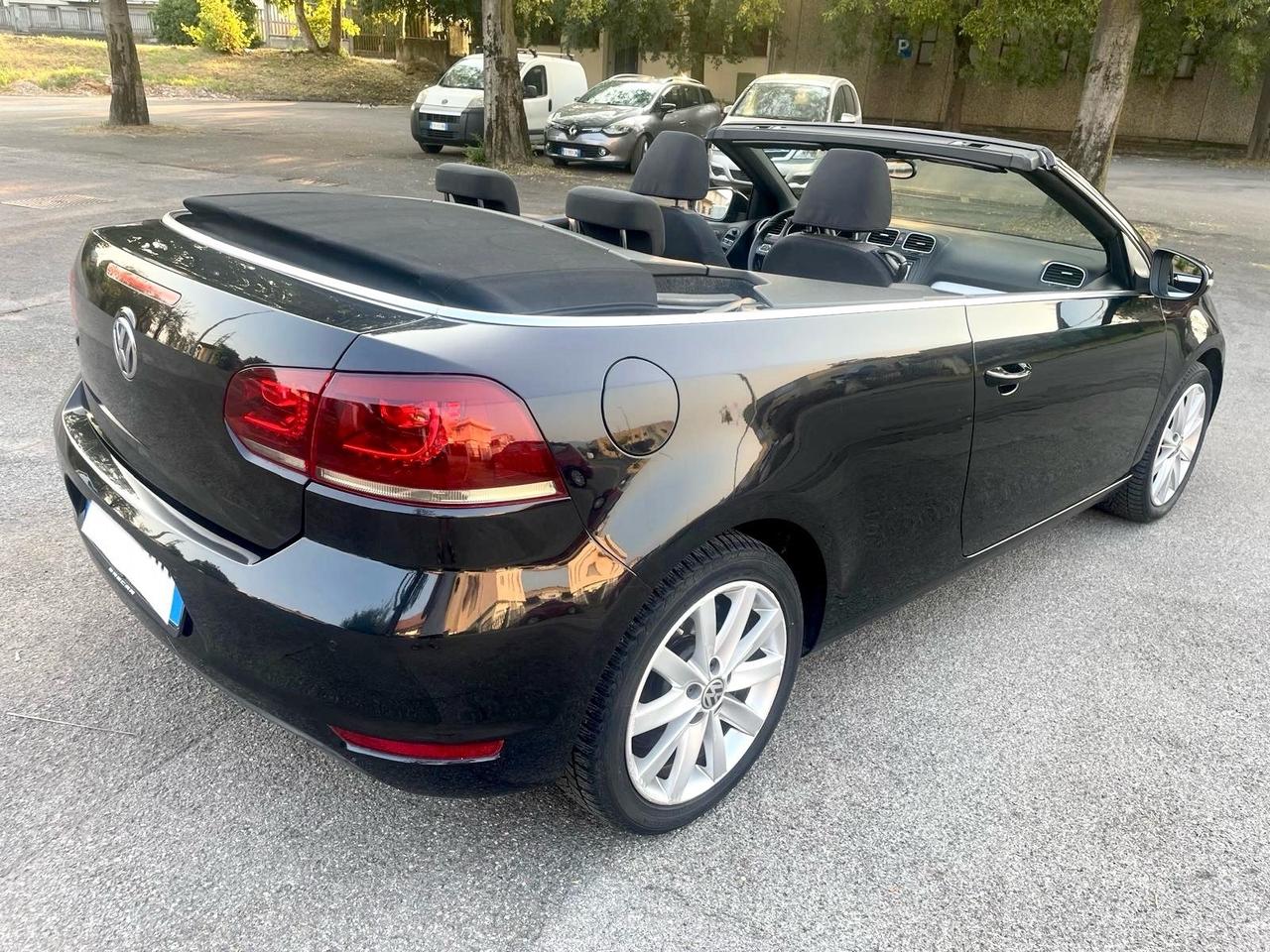 Volkswagen Golf Cabriolet 2.0 TDI DSG BlueM. Tech. 2013