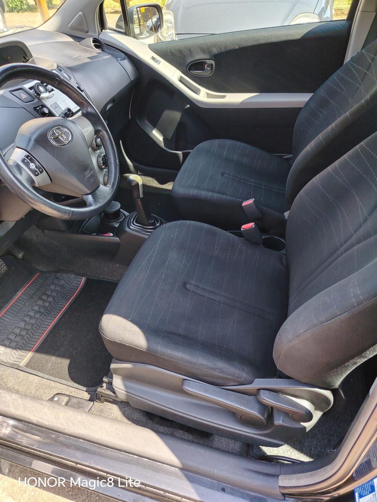 Toyota Yaris 1.0 3 porte
