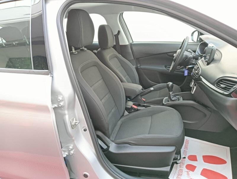 FIAT Tipo (2015-->) Tipo 1.0 5 porte Life