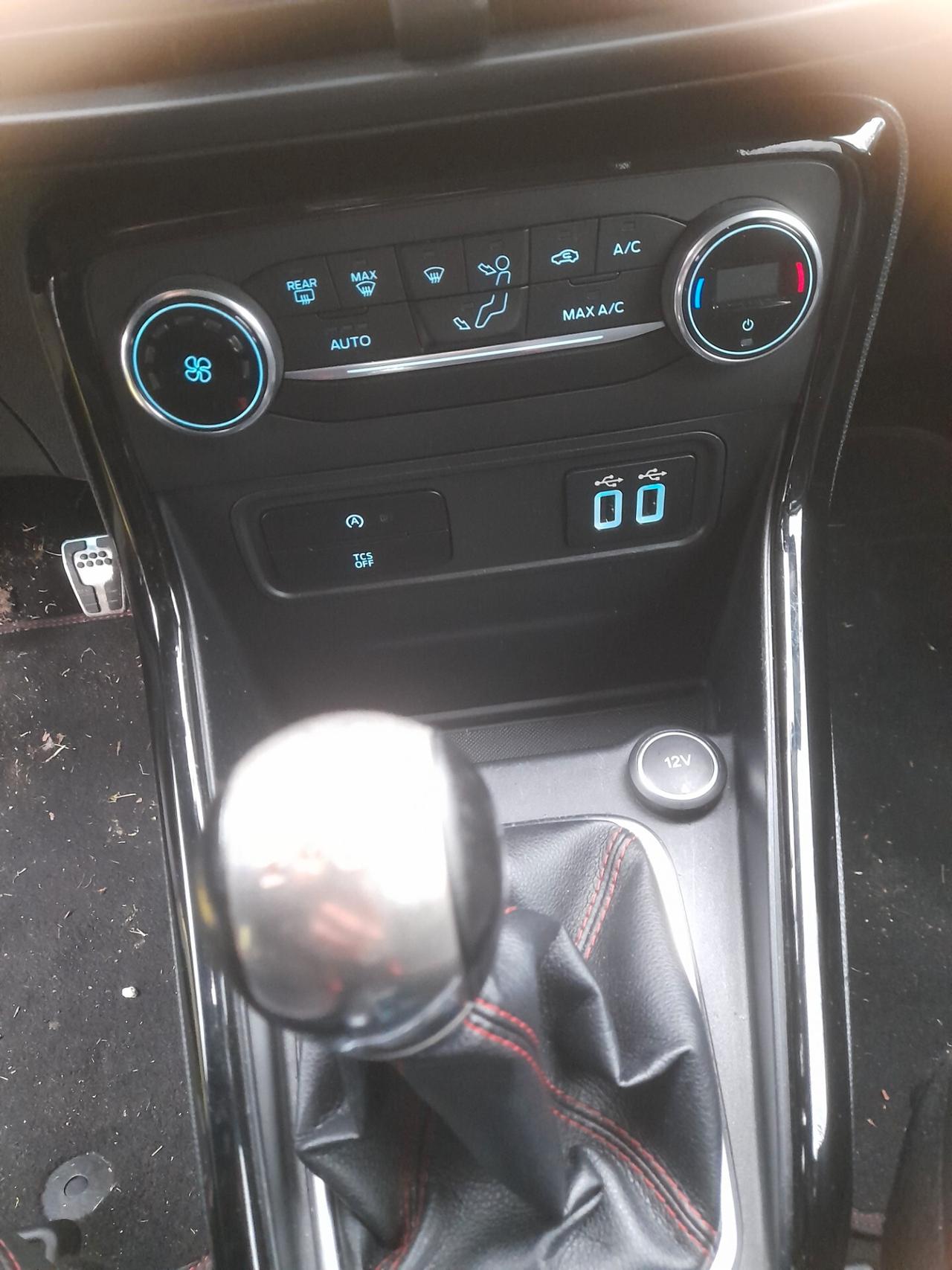 Ford EcoSport 1.5 TDCi 100 CV ST-Line