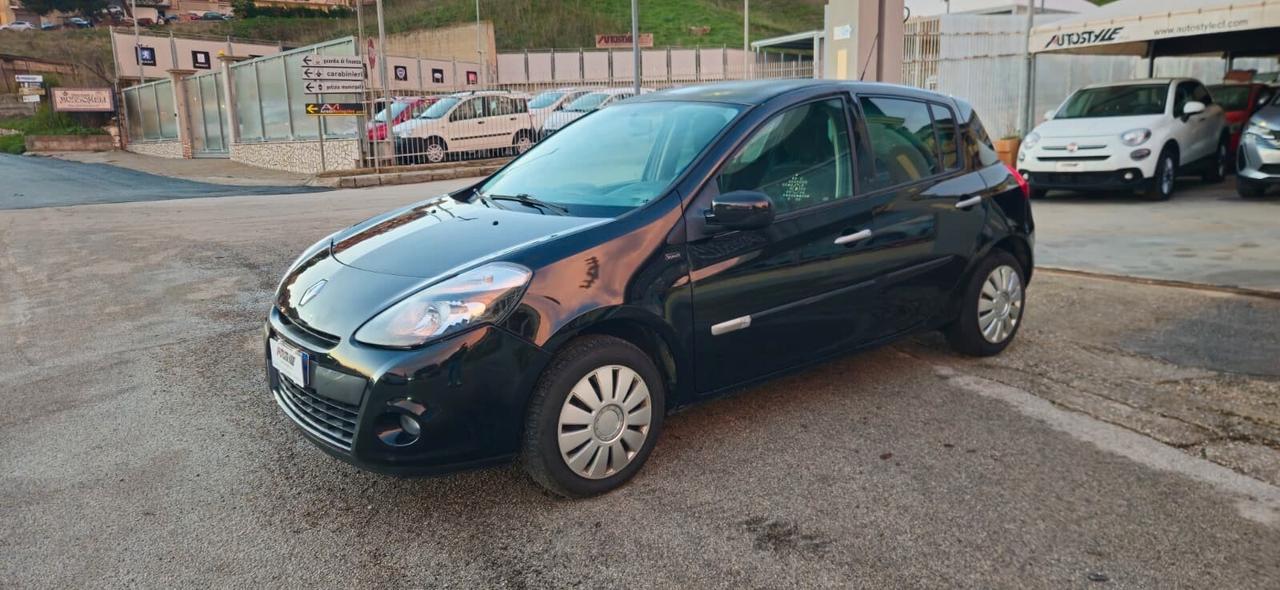 Renault Clio 1.2 75cv 5 porte Yahoo!