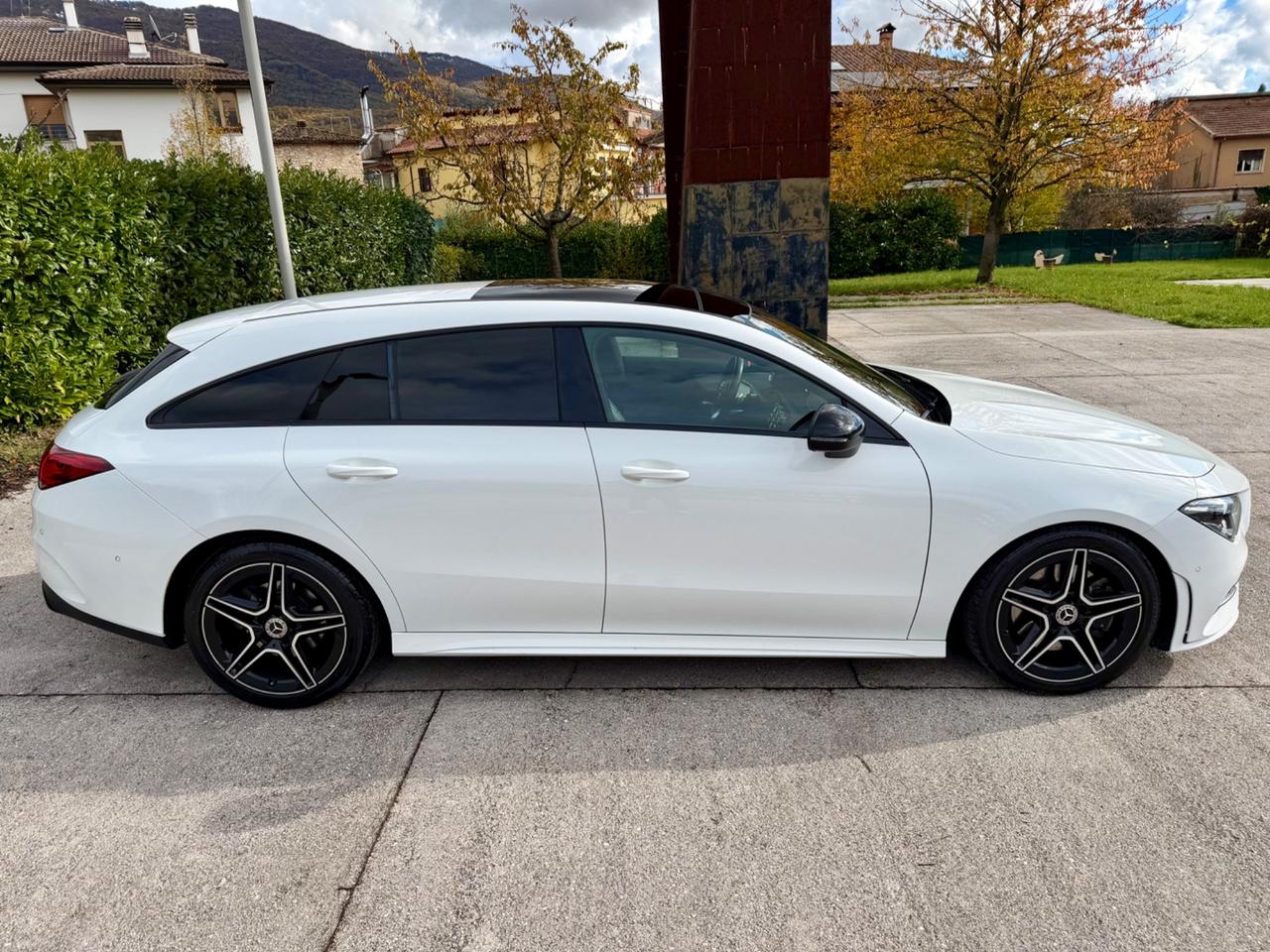 Mercedes Cla 200 shooting brake amg premium