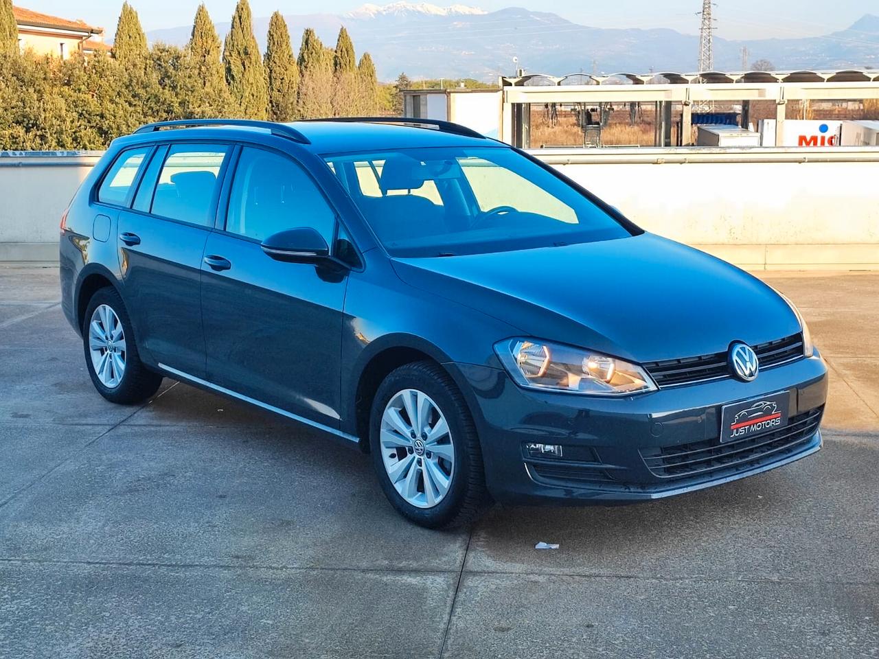 Volkswagen Golf Variant Golf Variant 1.6 TDI 110 CV DSG Comfortline BlueMotion Tech. NEOPATENTATI