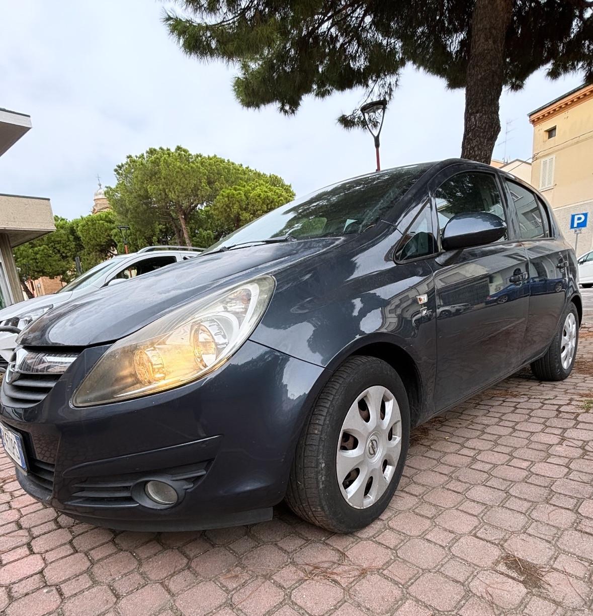 Opel Corsa 1.2 80CV 5 porte GPL-TECH Edition