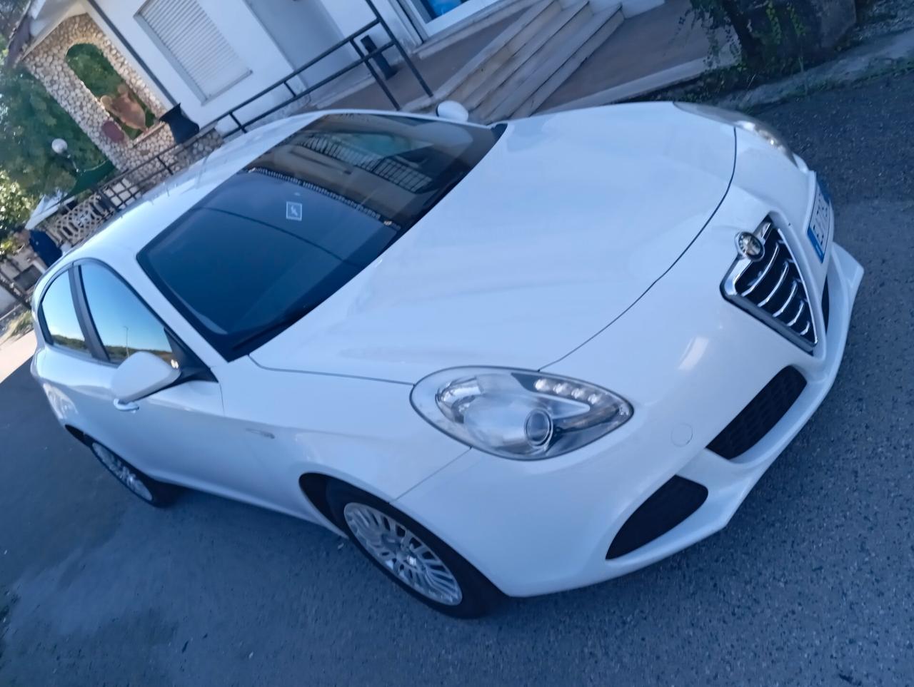 Alfa Romeo Giulietta 1.6 JTDm-2 105 CV BEN TENUTA