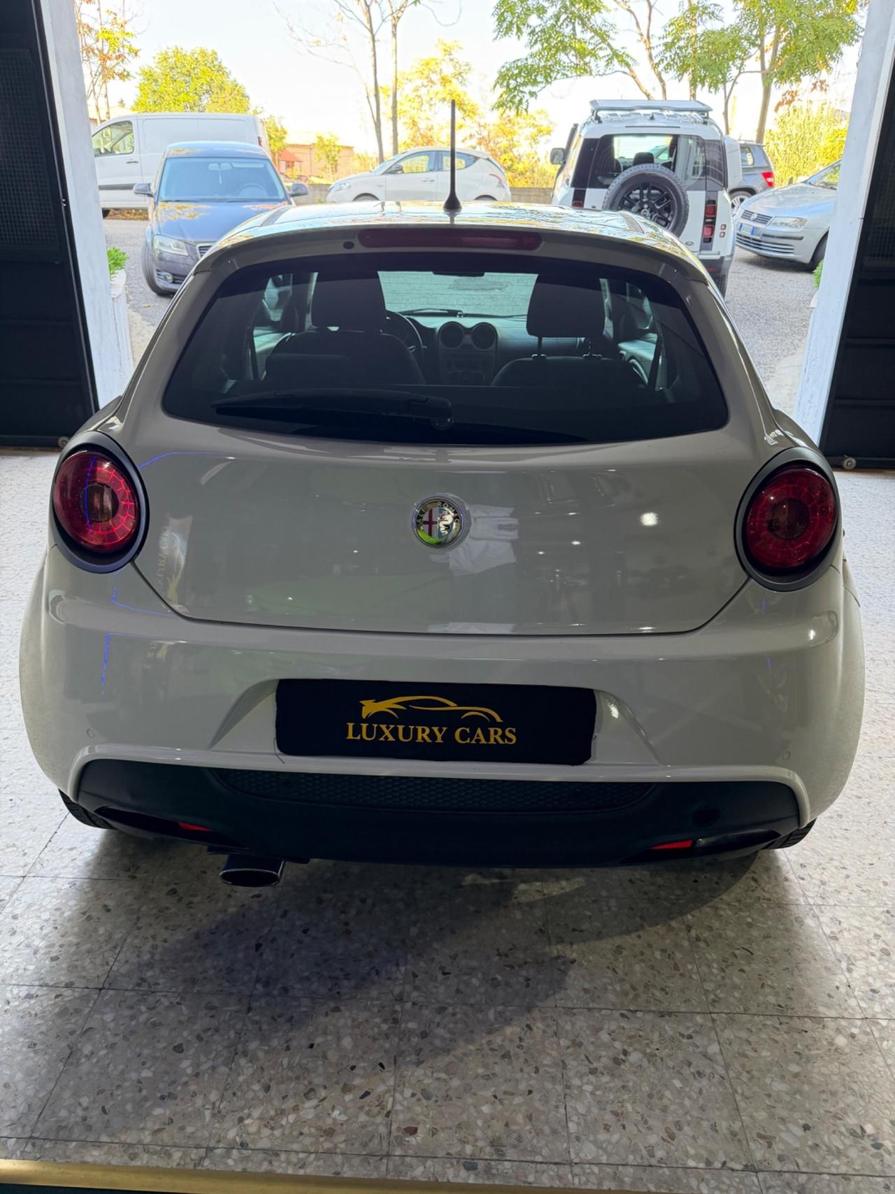 Alfa Romeo MiTo 1.6 JTDm 16V Distinctive Sport Pack