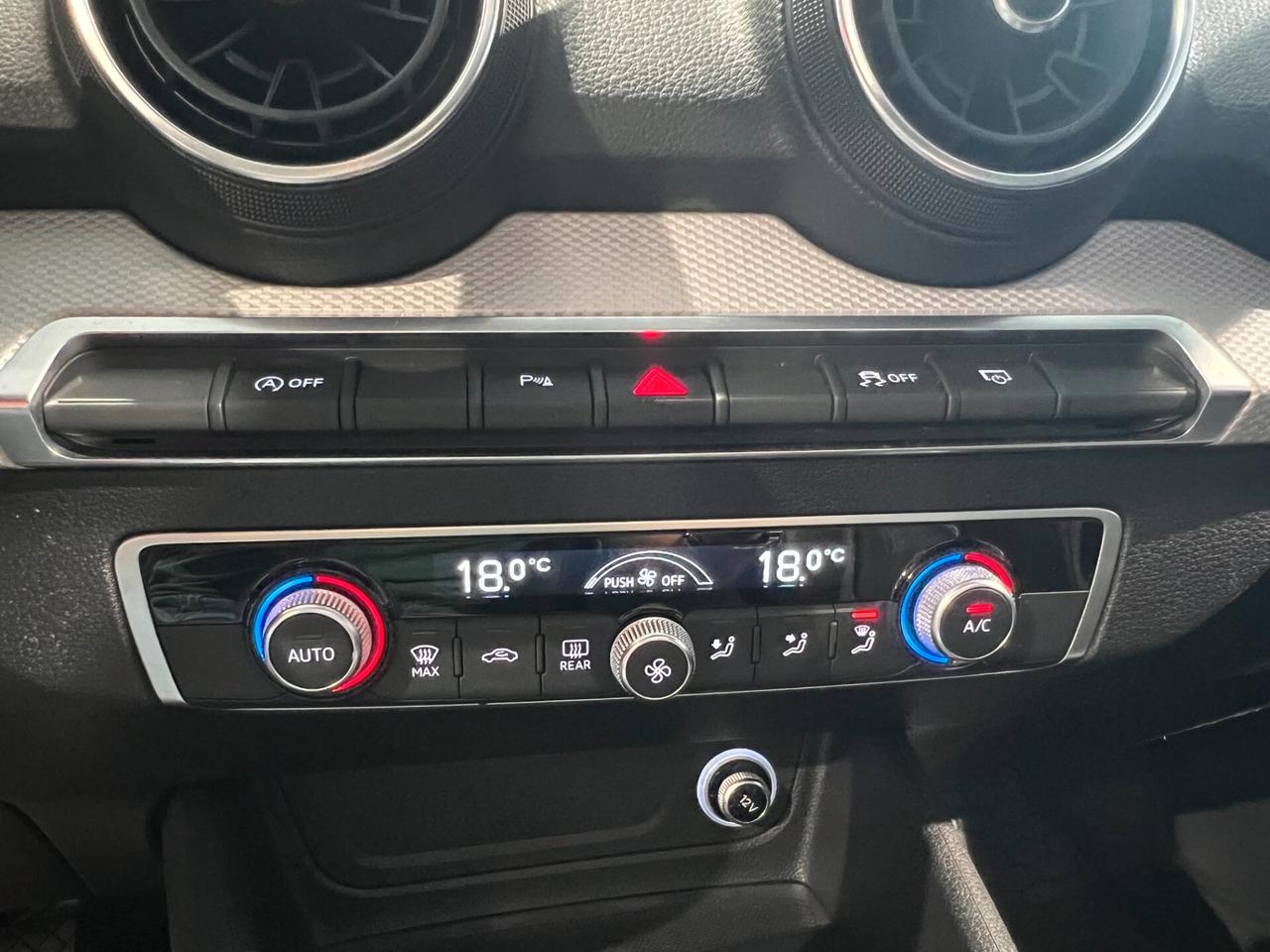 Audi Q2 1.6 TDI S tronic Design TETTO