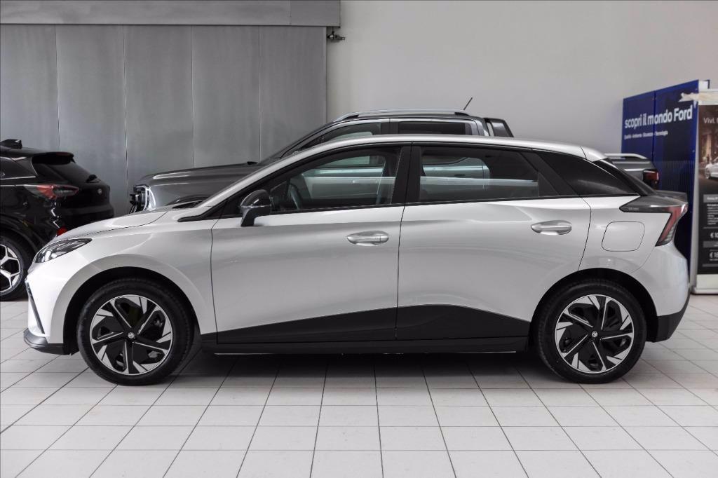 MG MG4 Standard del 2025