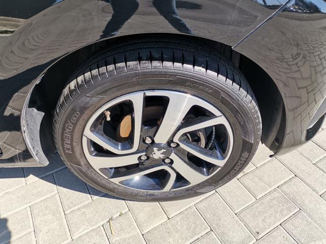 PEUGEOT 108 VTi 72 5 porte Style