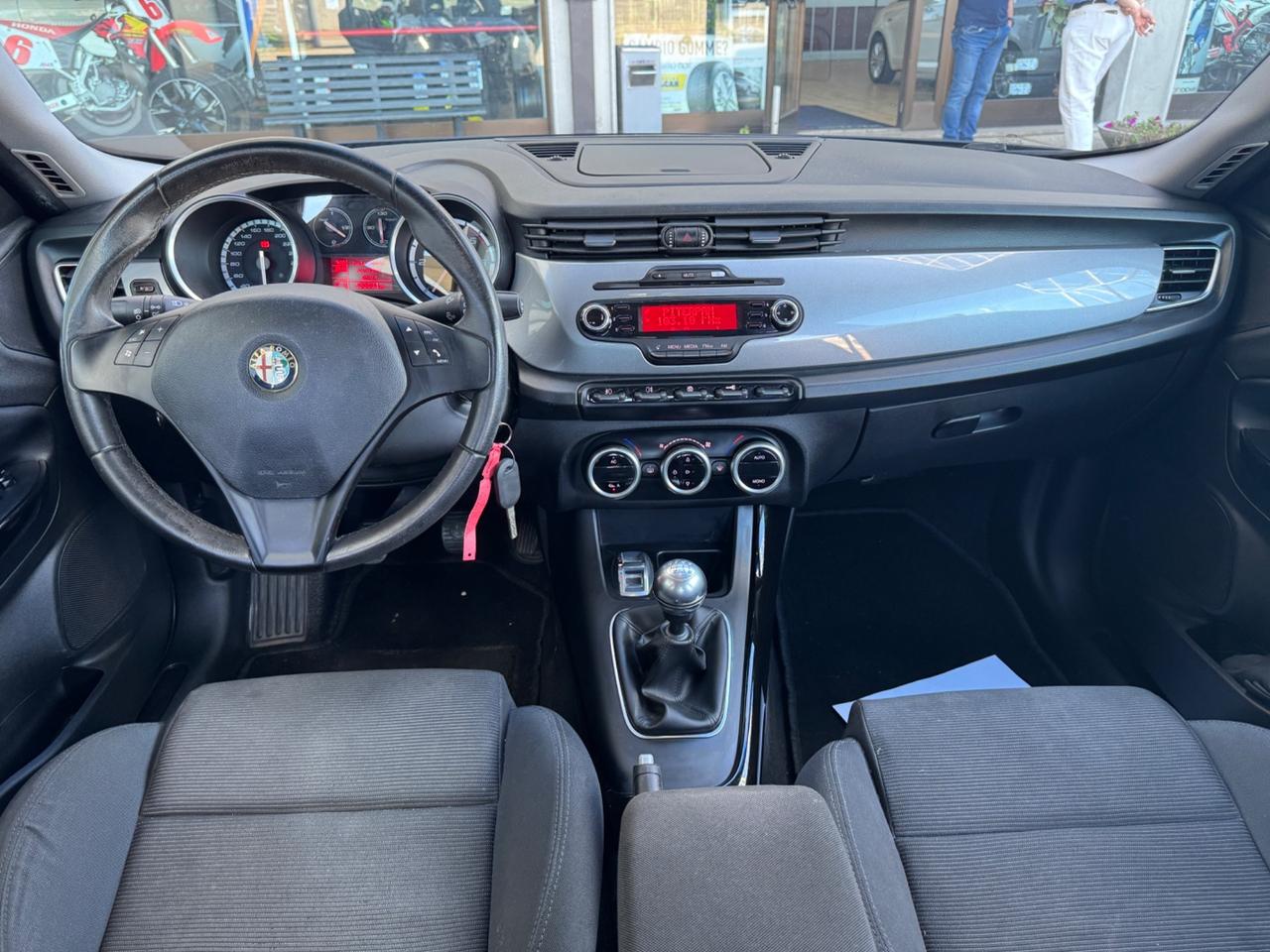 Alfa Romeo Giulietta 2.0 JTDm-2 170 CV Distinctive 2012