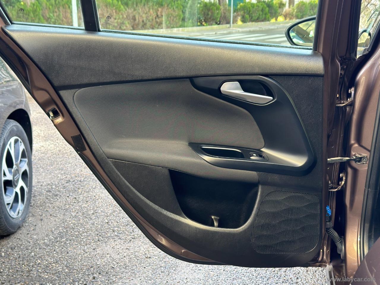 FIAT Tipo 1.6 Mjt S&S SW City Life FARI LED