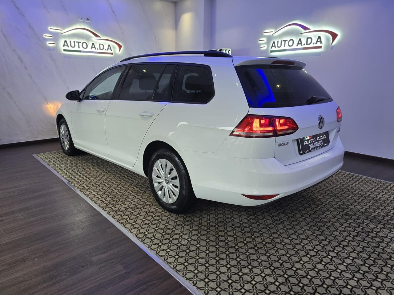 Volkswagen Golf Variant Golf Variant 1.6 TDI 90 CV Trendline BlueMotion Technology per neopatentati