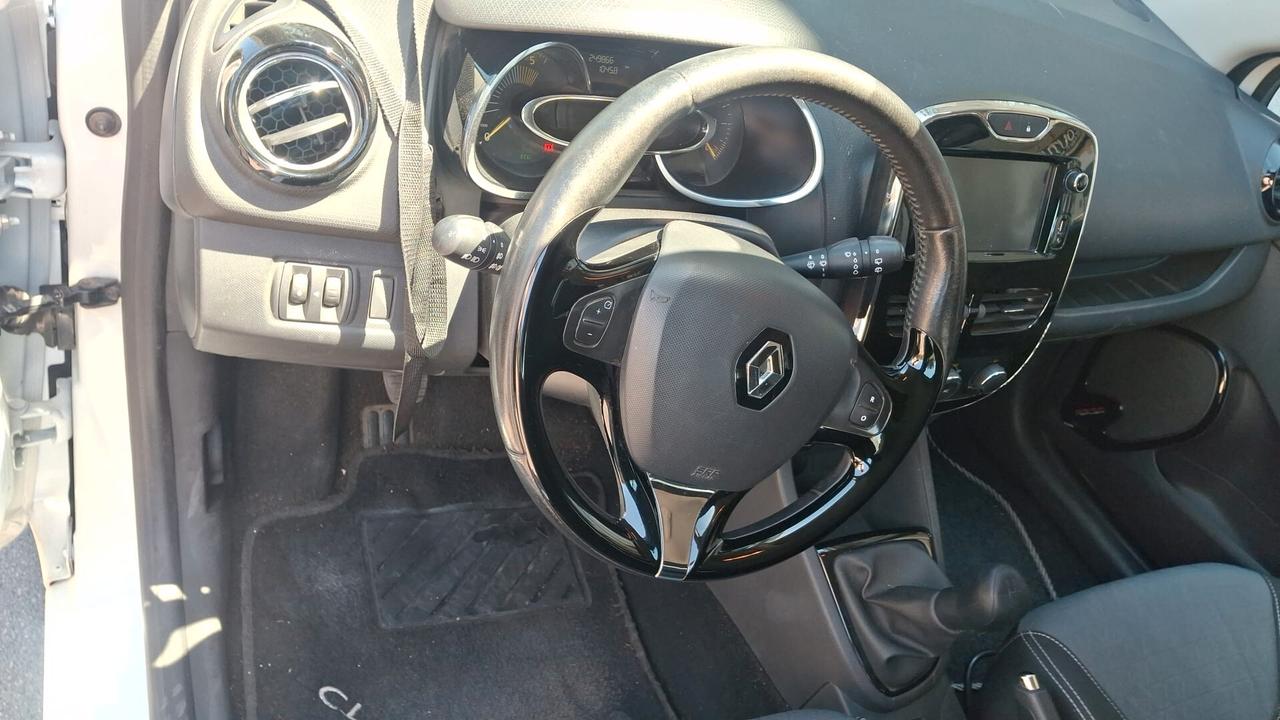 Renault Clio 1.5 dCi 8V 90CV Start&Stop 5 porte Energy PERFETTA