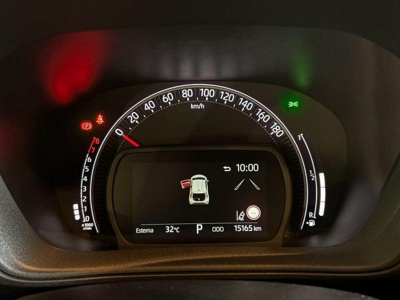 Toyota Aygo X 1.0B (72 CV) Undercover S-CVT