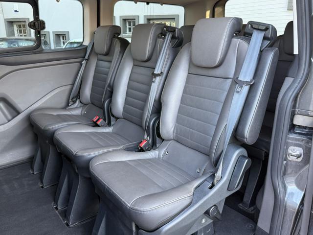 FORD Tourneo Custom 320 2.0 EcoBlue 185CV aut. Titanium 9 posti