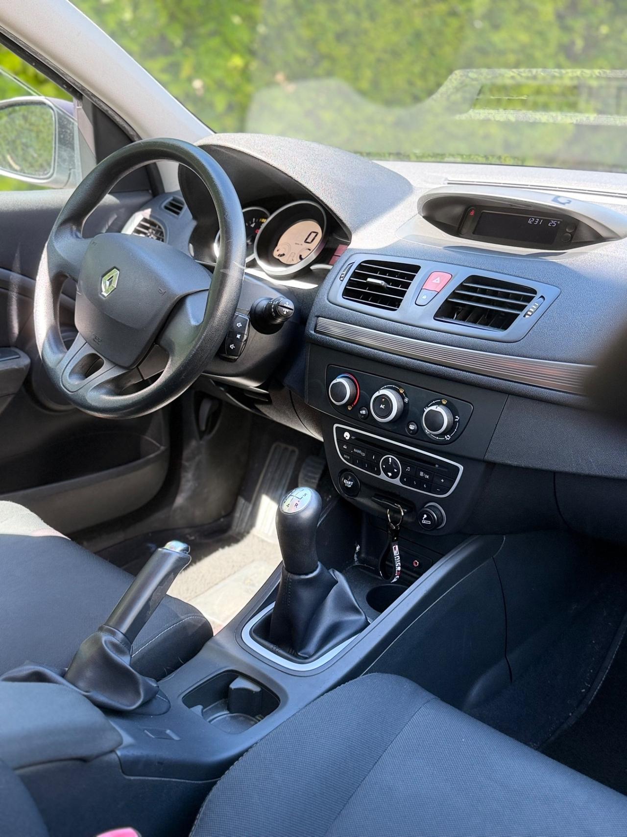 Renault Megane Mégane 1.5 dCi 90CV OK NEOPATENTATI