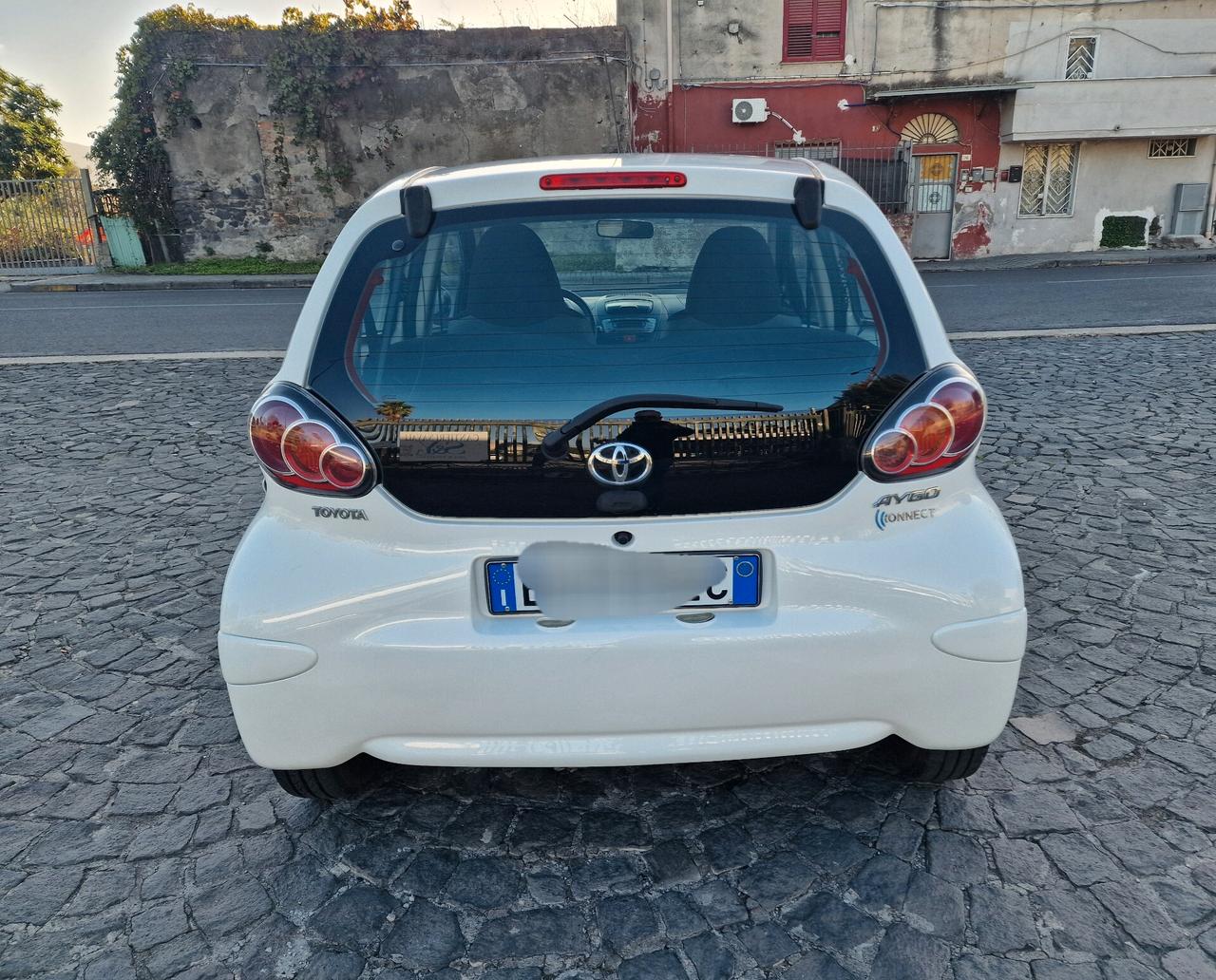 Toyota Aygo 1.0 GPL Now Connect