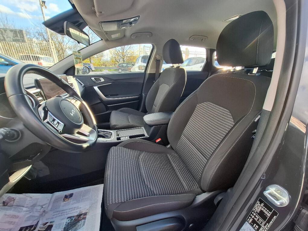 Kia Ceed 1.6 CRDi 136 CV MHEV DCT SW Business