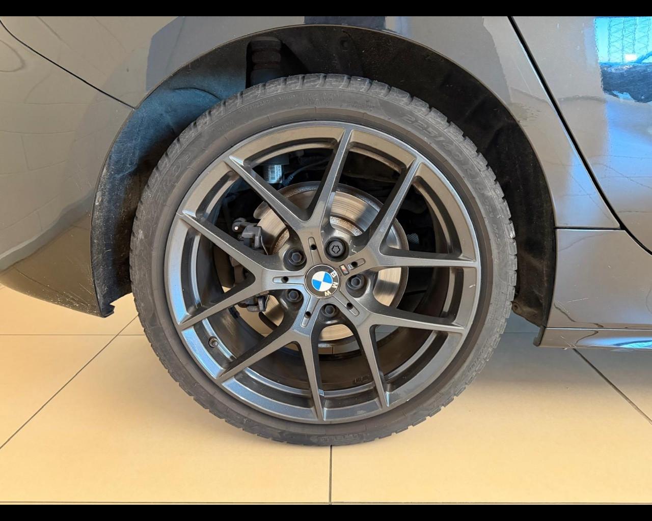 BMW Serie 1 (F40) - 118d 5p. Msport