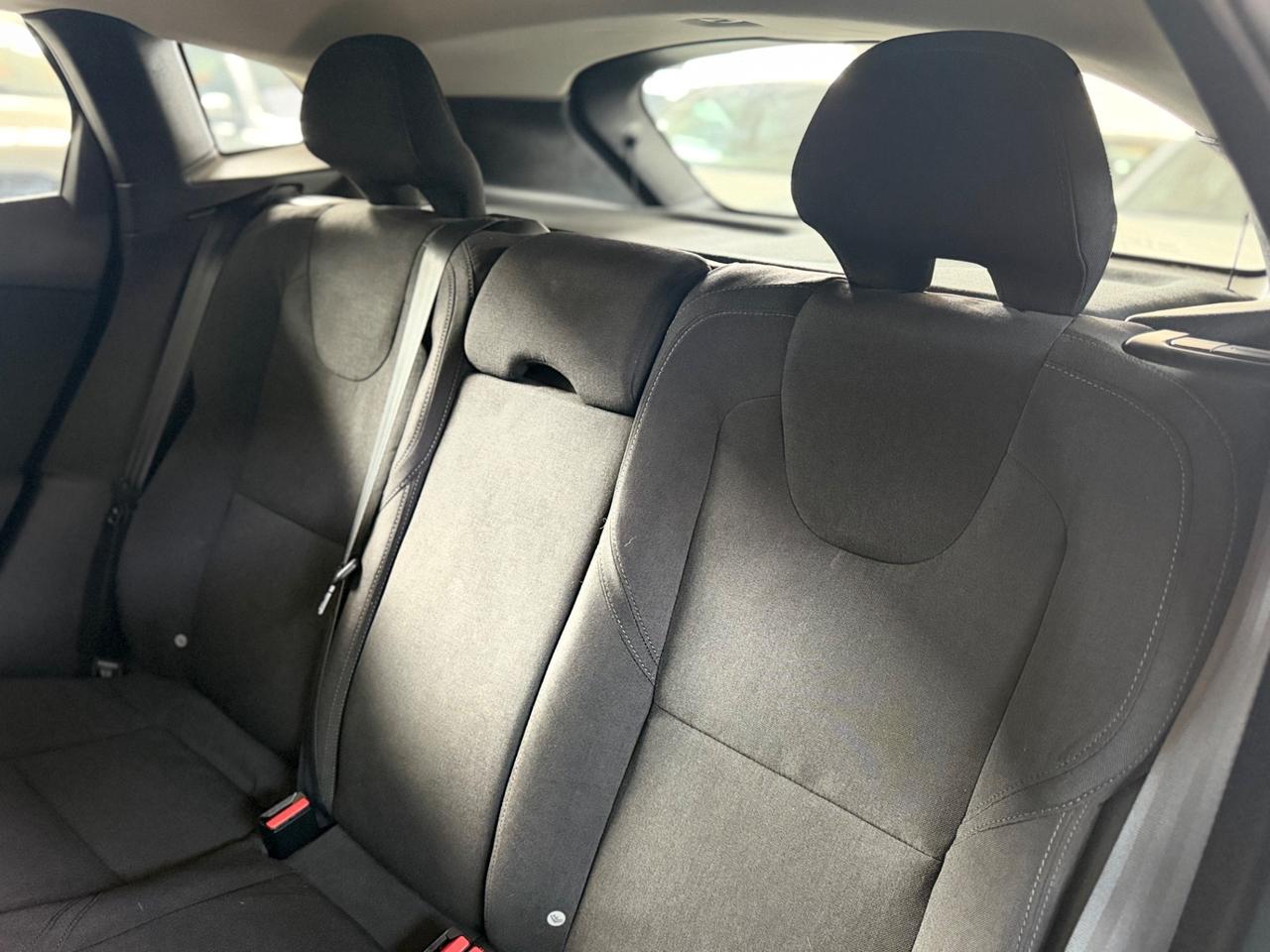 Volvo V40 D2 1.6 Powershift Kinetic NEOPATENTATI