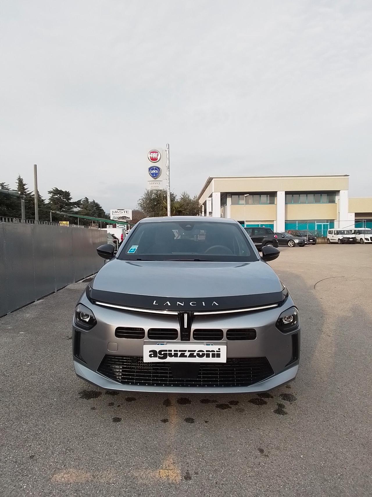 Lancia Ypsilon Hybrid e-DCT LX