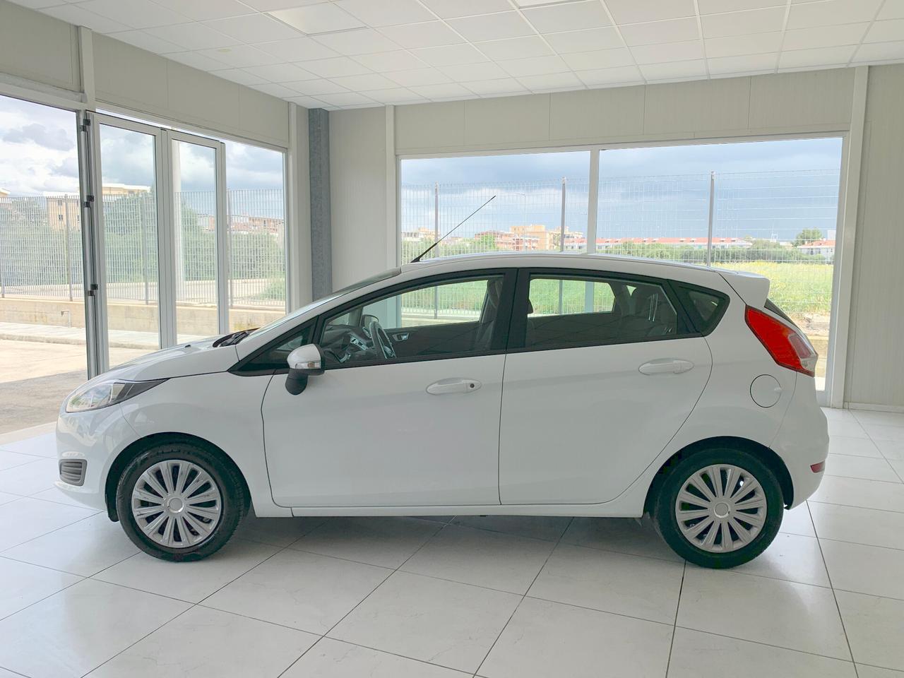 Ford Fiesta 1.5 TDCi 75CV 5 porte POCHI KM