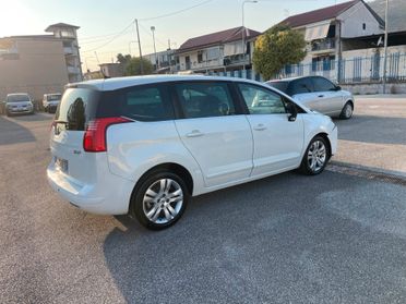 Peugeot 5008 2.0 HDi 163CV aut. Allure