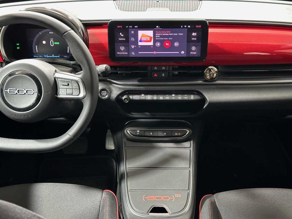 Fiat 600e 54kWh Red