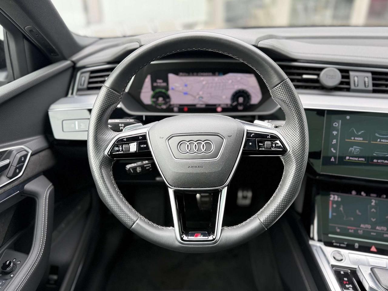 Audi Q8 e-tron SPB 55 Quattro S Line 408 cv - 2024