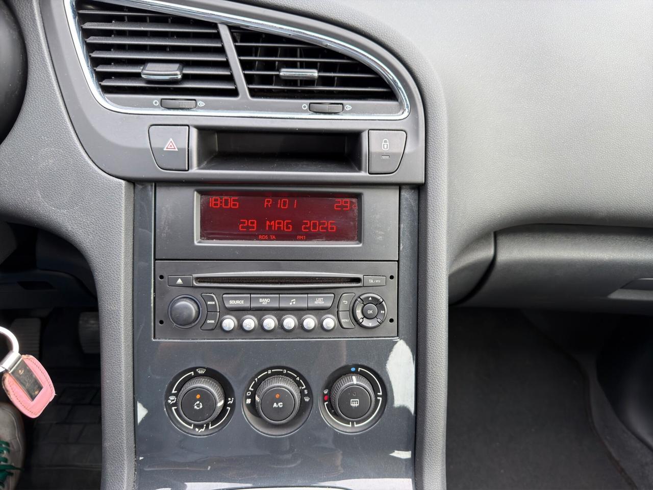 Peugeot 5008 1.6 HDi 115 CV UNICO PROPRIETARIO - 7 POSTI