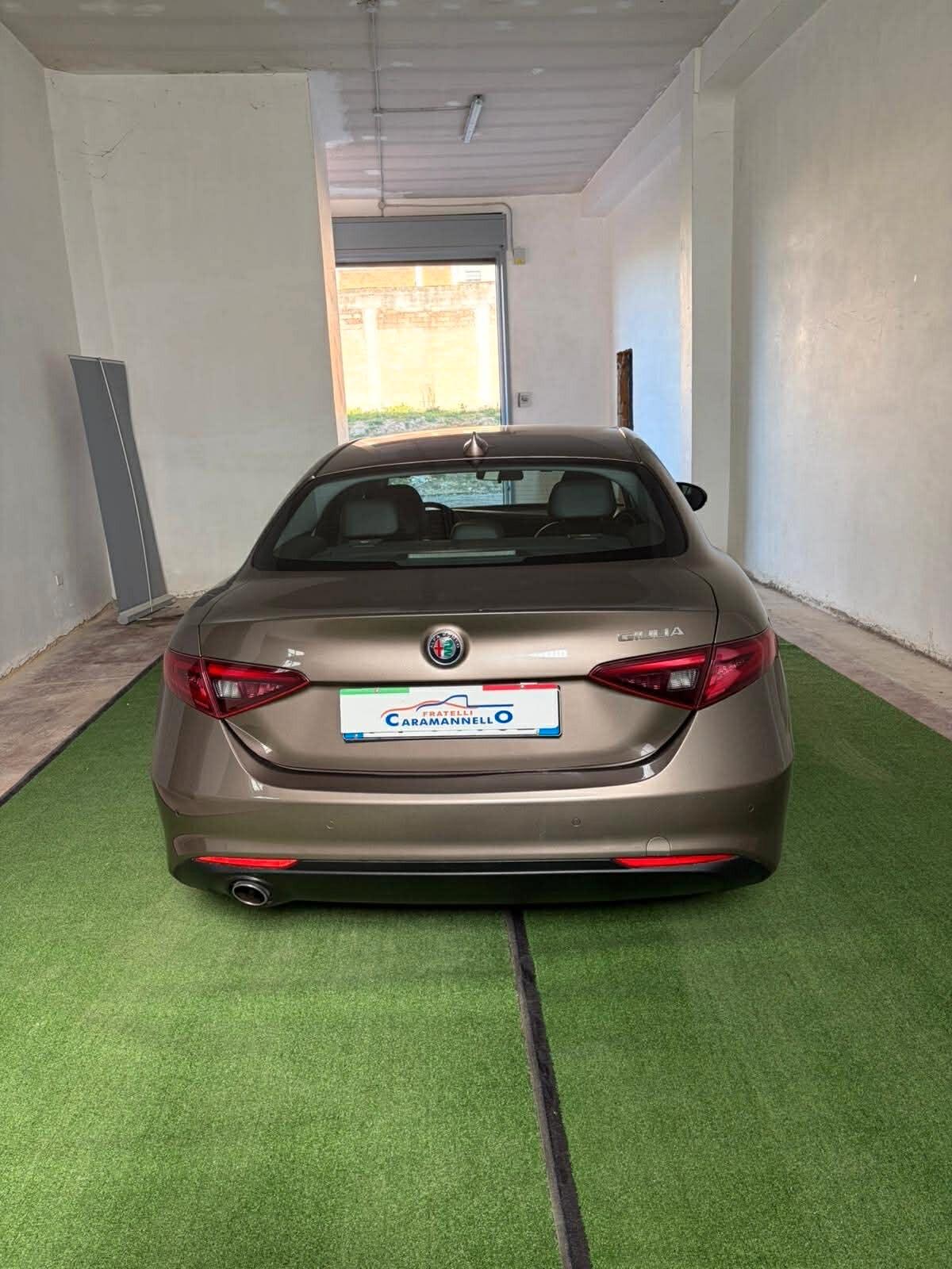 Alfa Romeo Giulia 2.2 Turbodiesel 160 CV Super