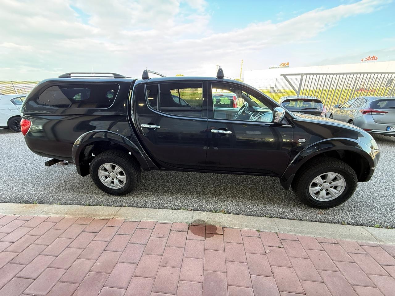 Mitsubishi L200 2.5 DI-D 136CV Intense GANCIO TRAINO