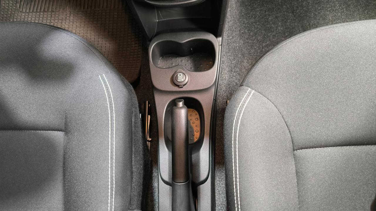 Fiat Panda 1.0 Hybrid City Life pari al nuovo