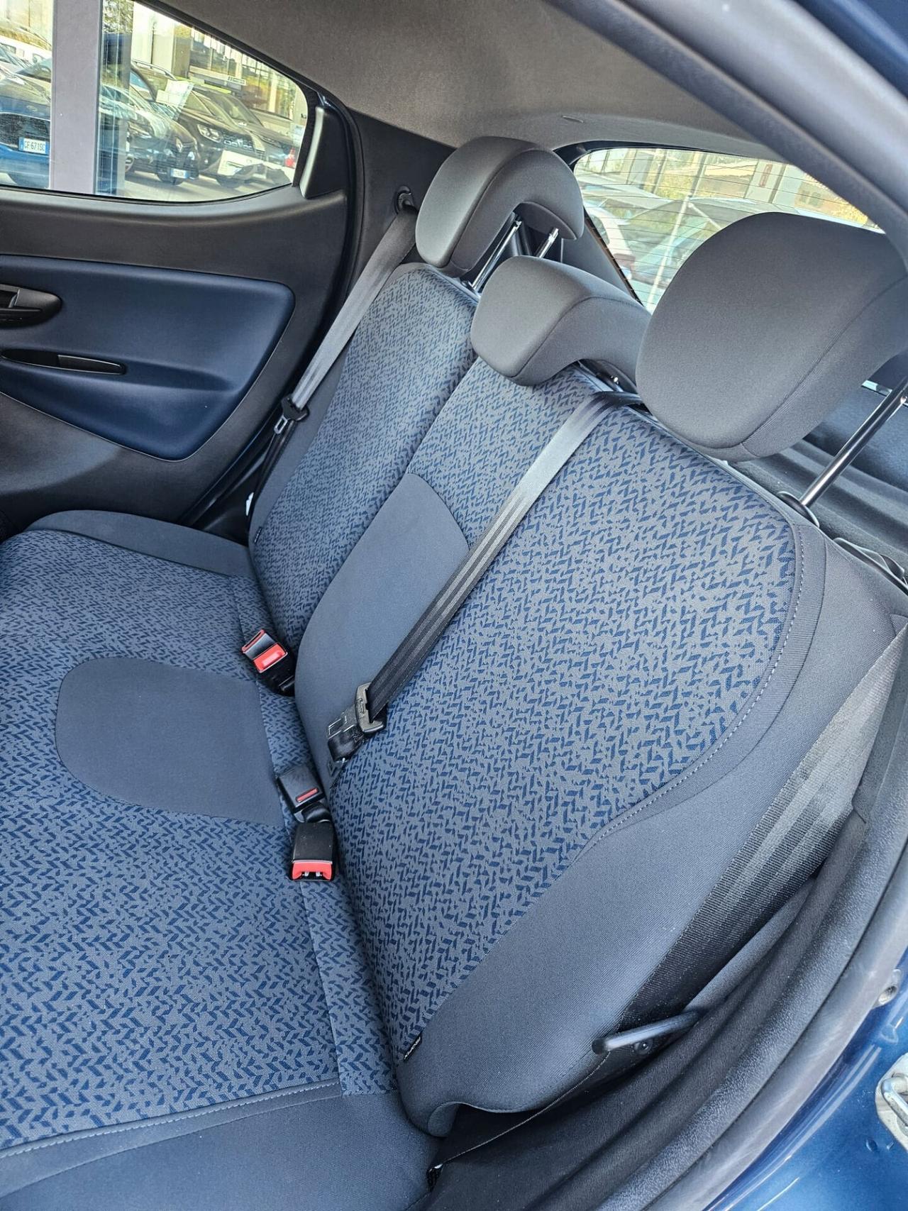 Lancia Ypsilon 1.0 FireFly 5 porte S&S Hybrid Gold