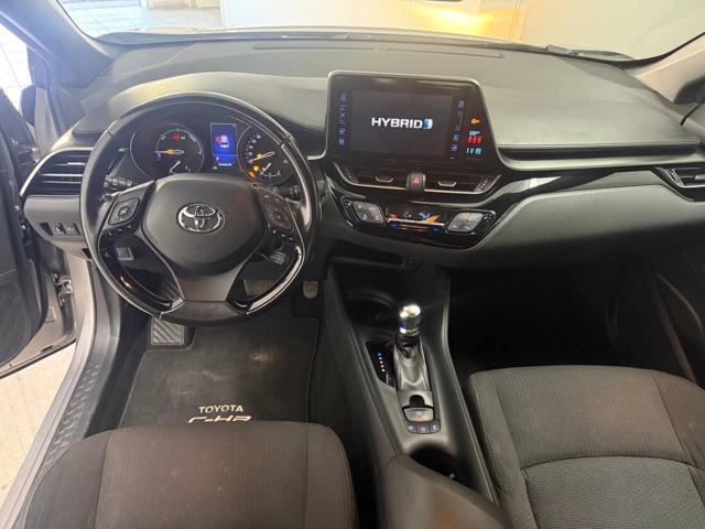 TOYOTA C-HR 1.8 Hybrid E-CVT Business