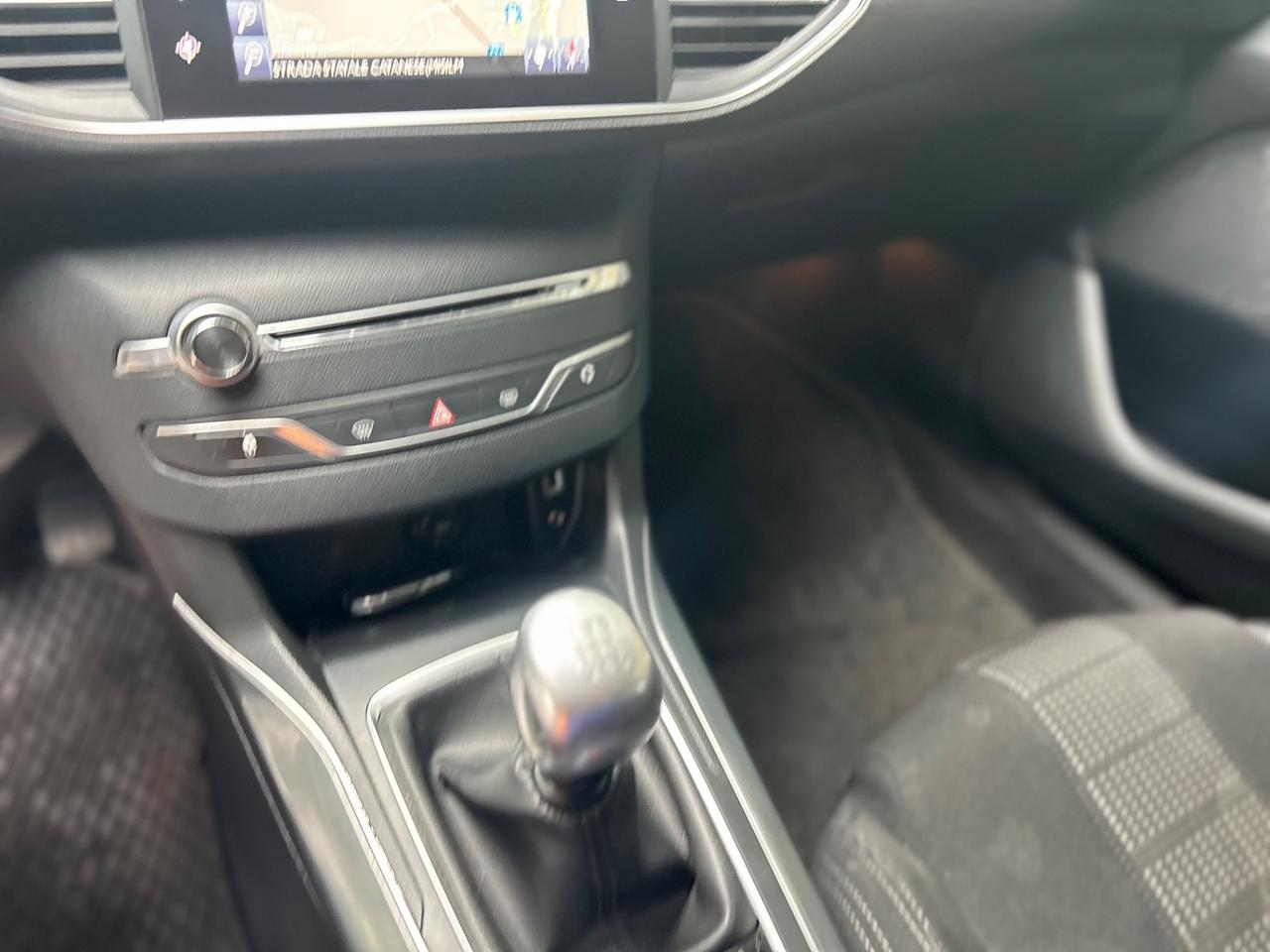 Peugeot 308 BlueHDi 120 S&S Allure