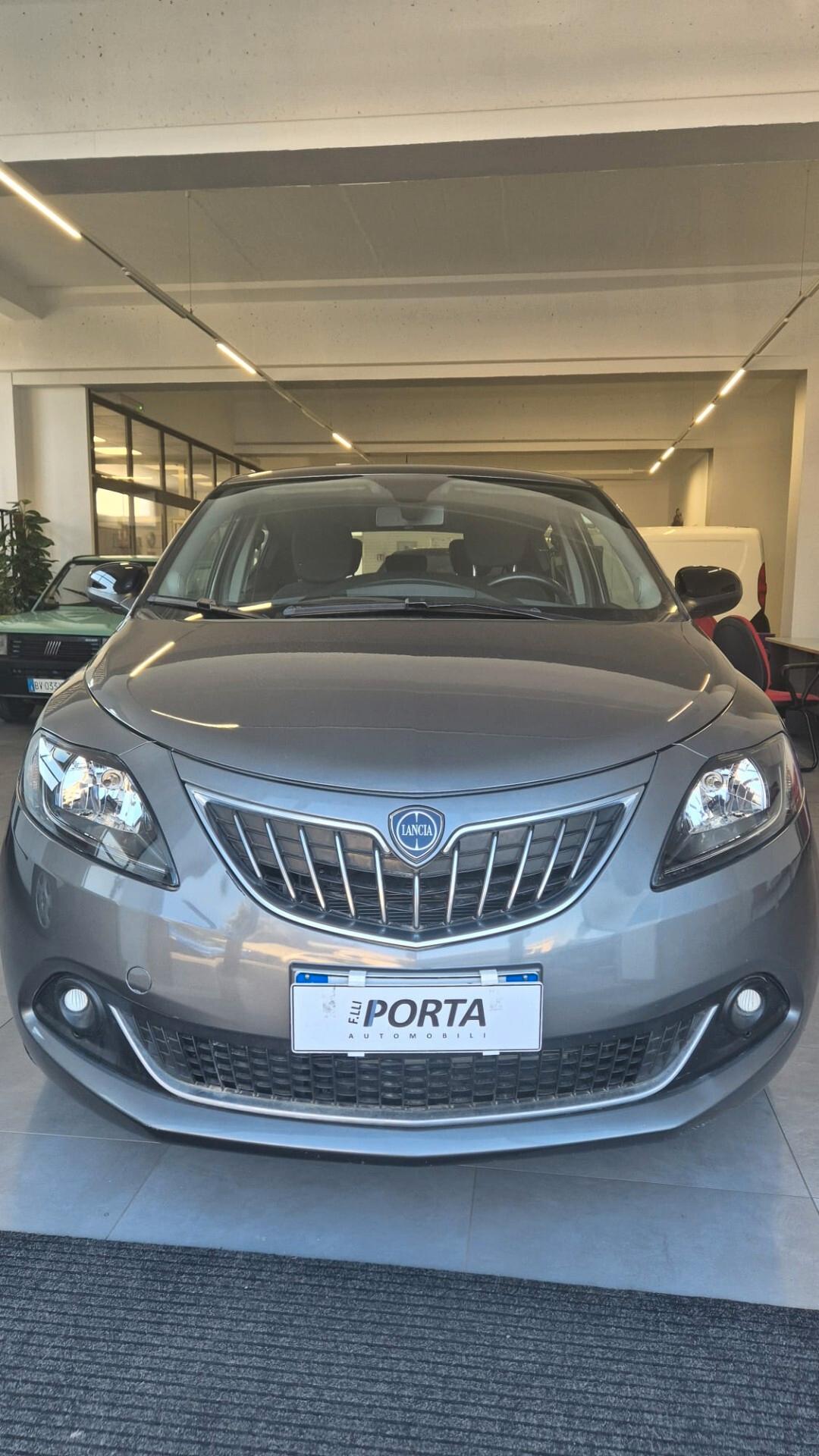Lancia Ypsilon 1.0 FireFly 5 porte S&S Hybrid Ecochic Gold