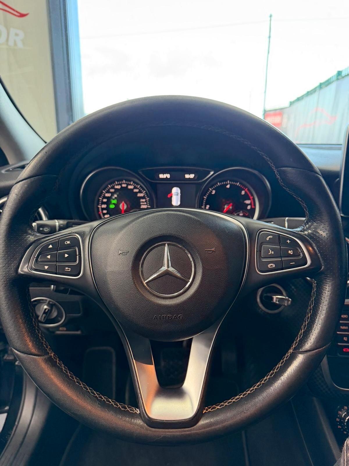 Mercedes-benz A 180 d Automatic Premium