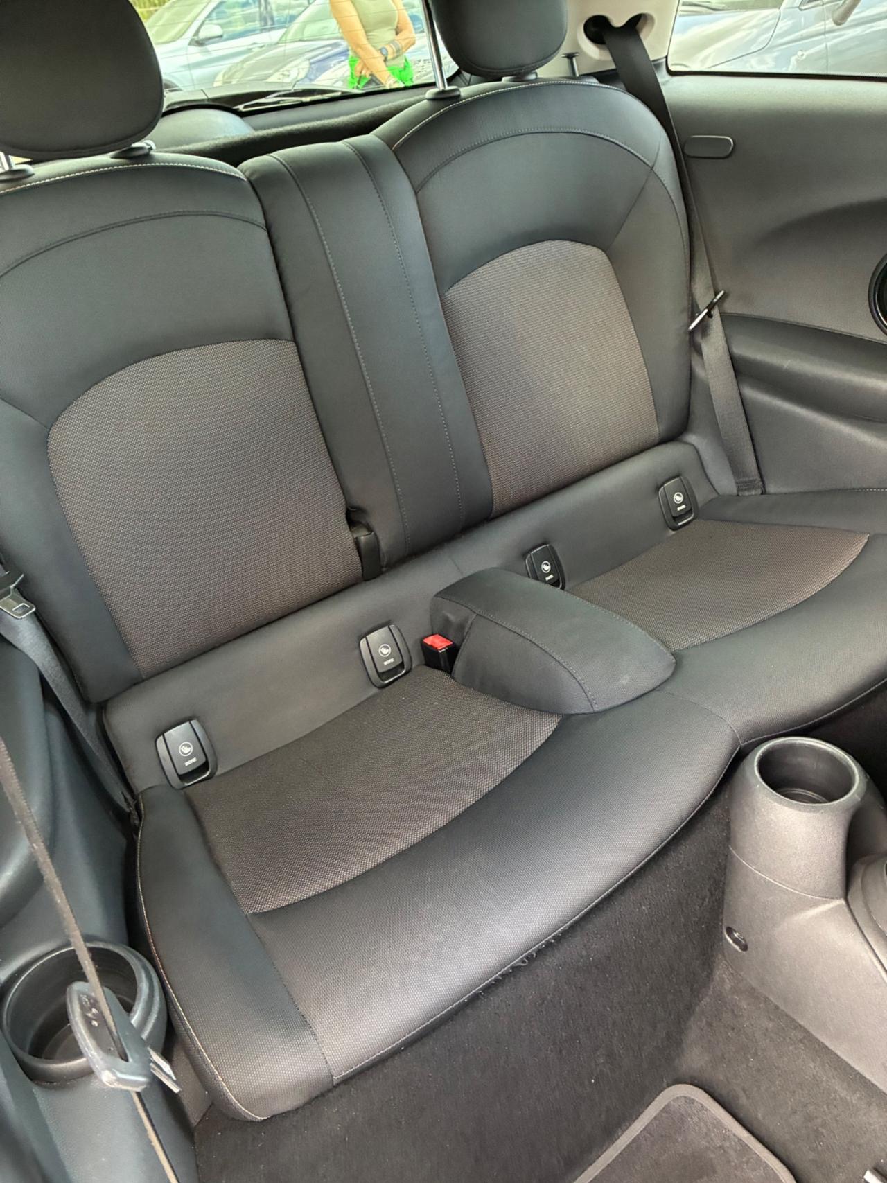 Mini 1.5 One D Business