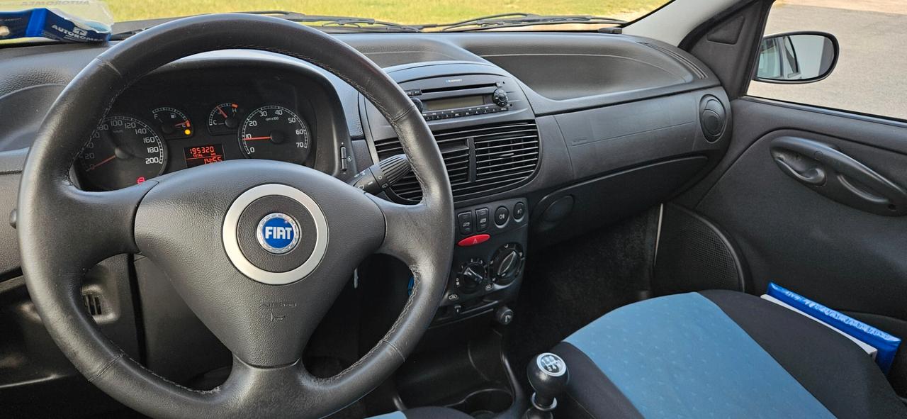 Fiat Punto 1.2i cat 5 porte EL