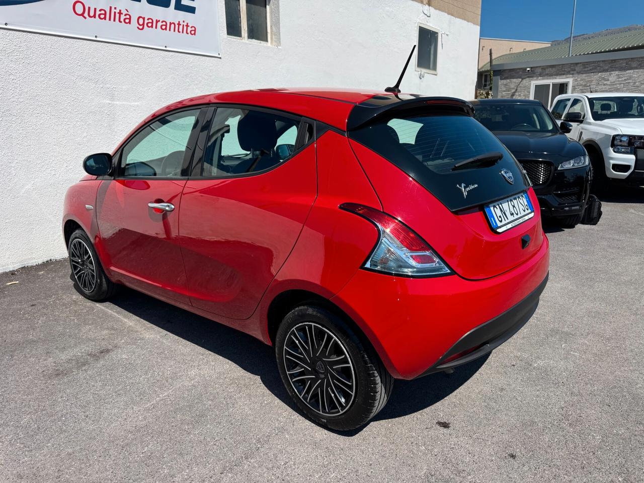 Lancia Ypsilon 1.0 FireFly 5 porte S&S Hybrid Gold