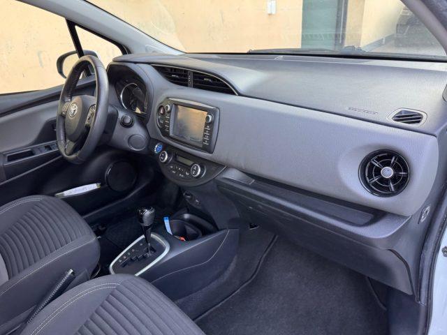 TOYOTA Yaris 1.5 5 porte Active