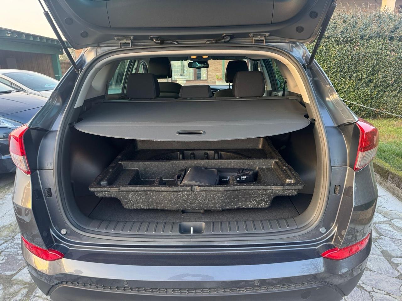 Hyundai Tucson 1.7 CRDi Sound Edition neopatentati