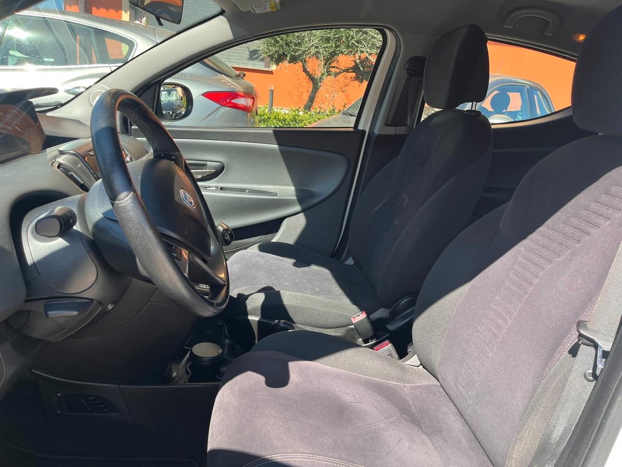 Lancia Ypsilon 1.3 MJT 16V 95 CV 5 porte S&S Gold