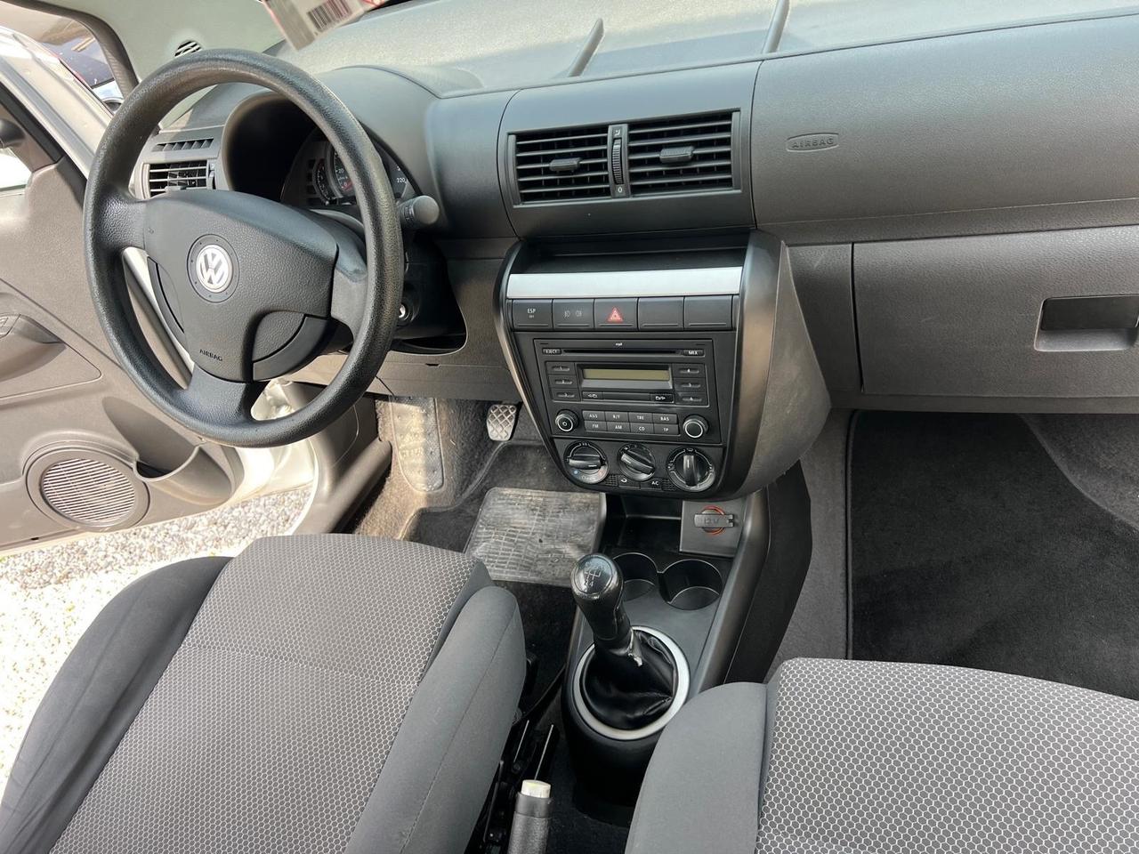 Volkswagen Fox 1.4 Sport BiFuel G