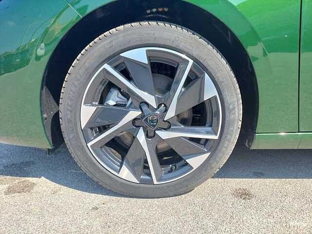 Peugeot 308 Hybrid 145 e-DCS6 Allure KM0