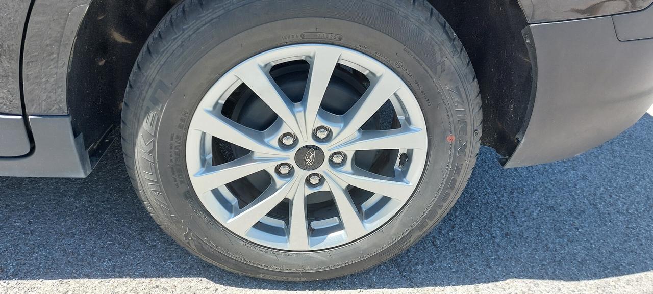 Ford Tourneo Courier 1.0 EcoBoost