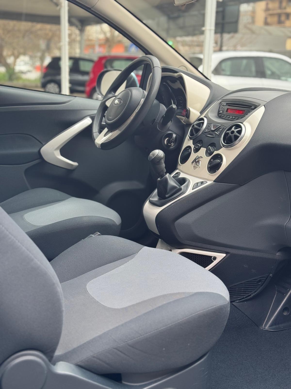 Ford Ka 1.2 8V 69CV Titanium