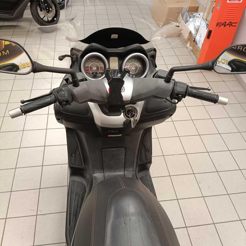 Yamaha X-Max 250 - 2013